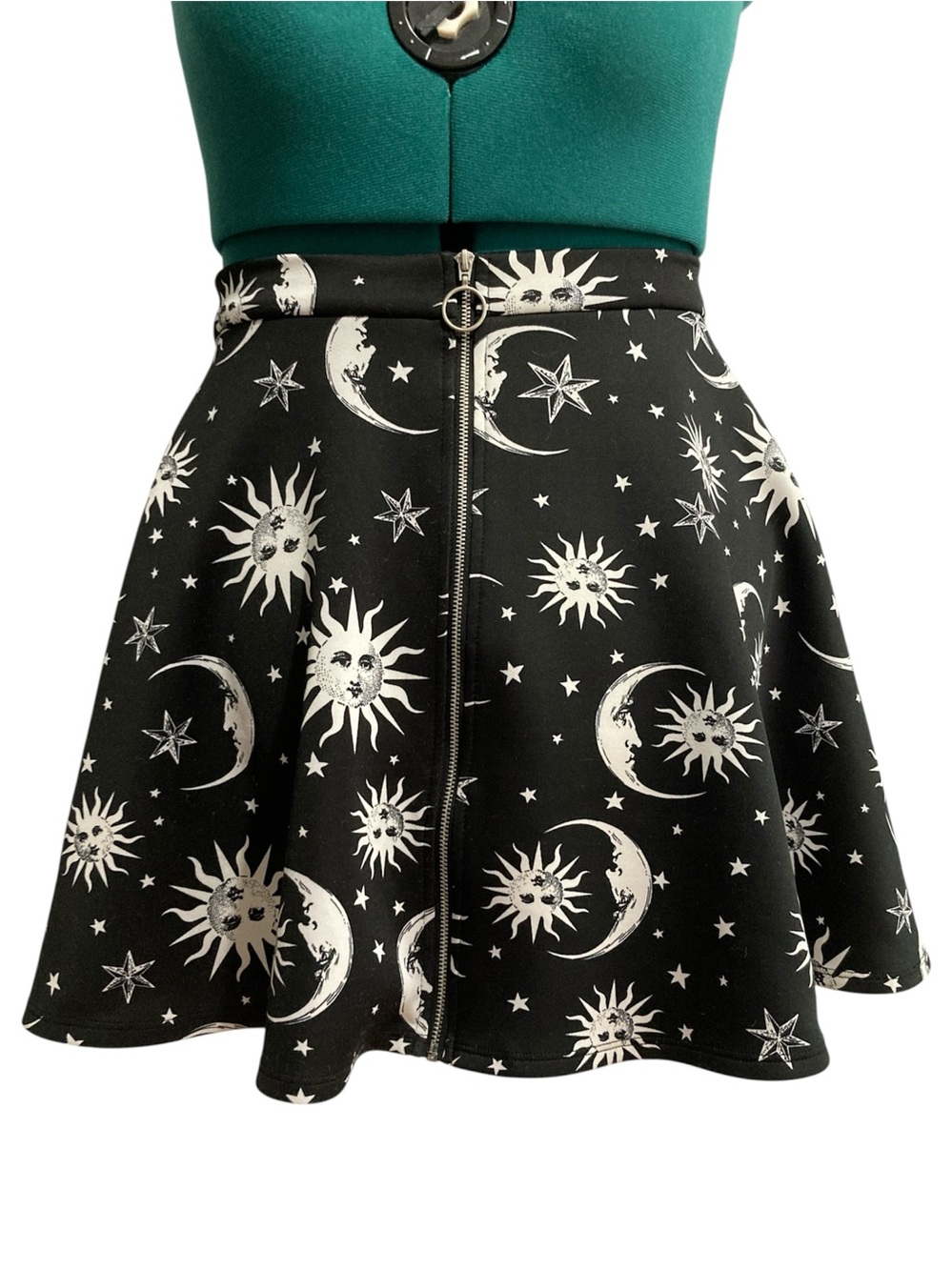 Hot Topic Celestial Sun and Moon Print Zipper Detail Skater Skirt